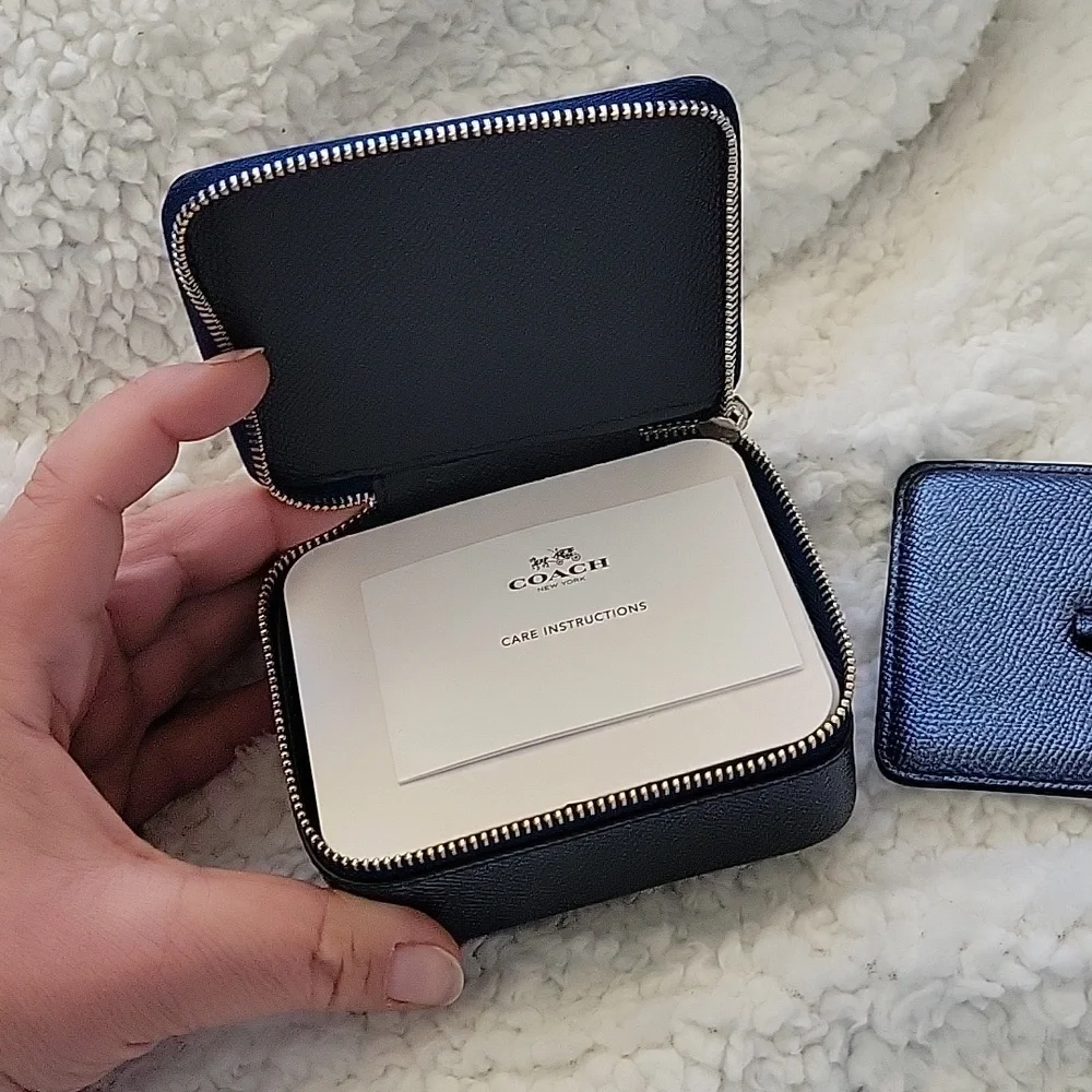 Coach Jewelry Box Blue sparkle. Nwot - Picture 3 of 4